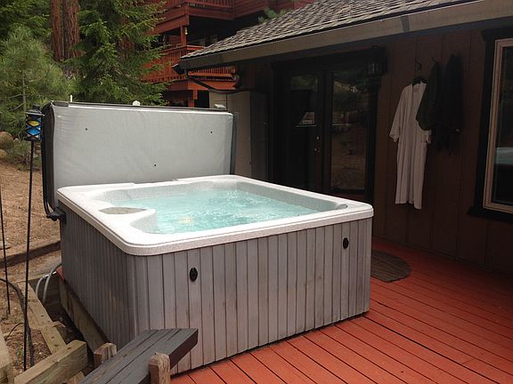 Hot tub/spa 