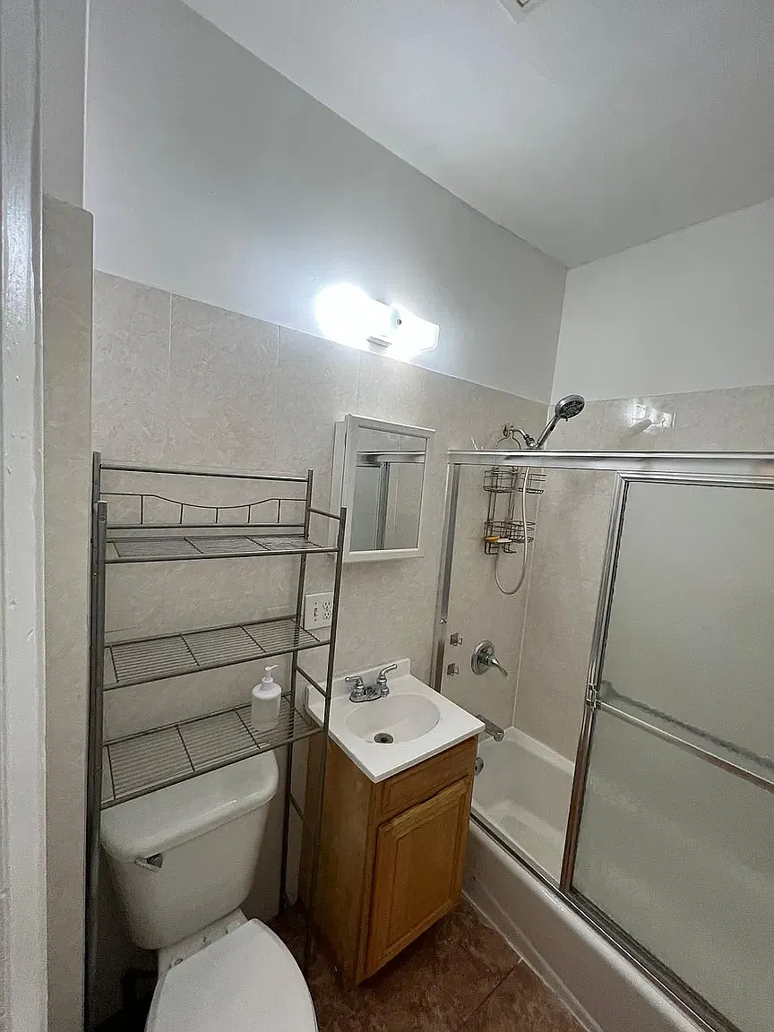 579 Albany Avenue — Photo 3