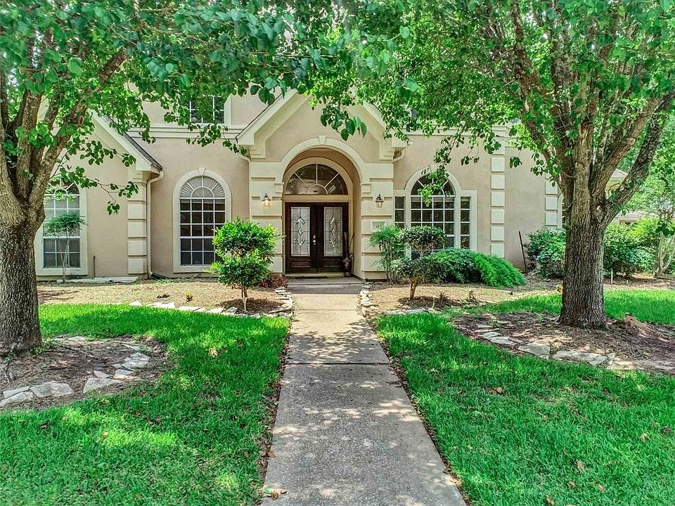 1st image of 411 Creekside Dr