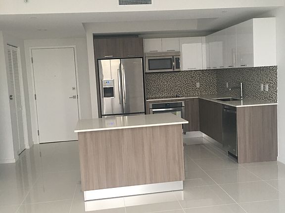 4th image of 5300 NW 85th Ave APT 403A