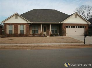 155 Legacy Trace Dr, Huntsville, AL 35806