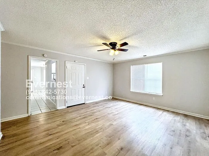4508 Berrypick Ln S — Photo 6