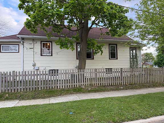 2nd image of 825 N Butrick St