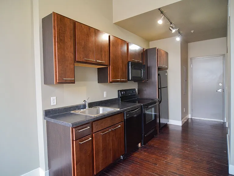 The Junction Apartments — Photo 91
