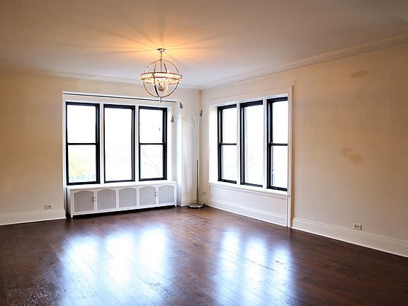 4th image of 5300 S Shore Dr APT 21
