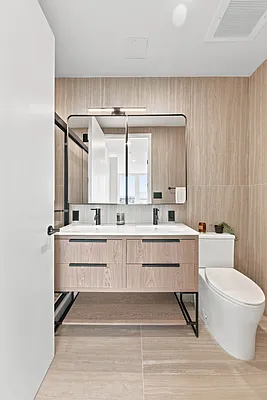 Bathroom, photo 2