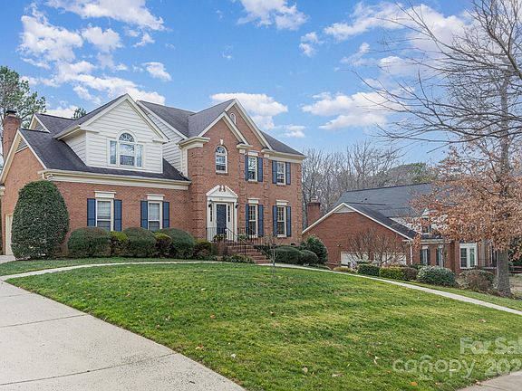 3rd image of 3101 Colvard Park Way