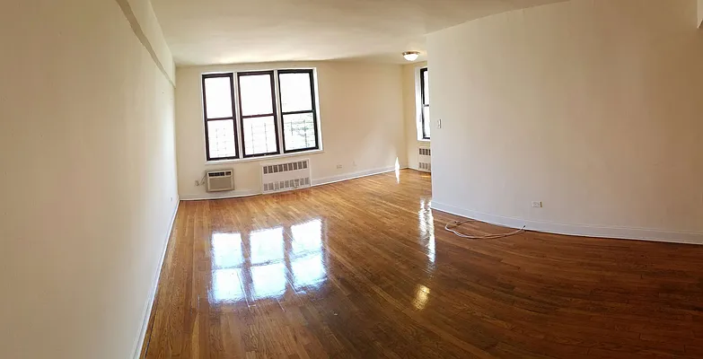 Rented by Smart NY Realty LLC | media 15