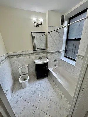 Rented by A&E Real Estate Management | media 5