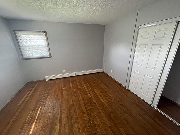 5th image of 1876 Murphy Woods Rd