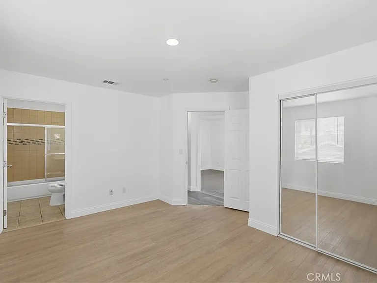 5017 S Halldale Ave #2 — Photo 15