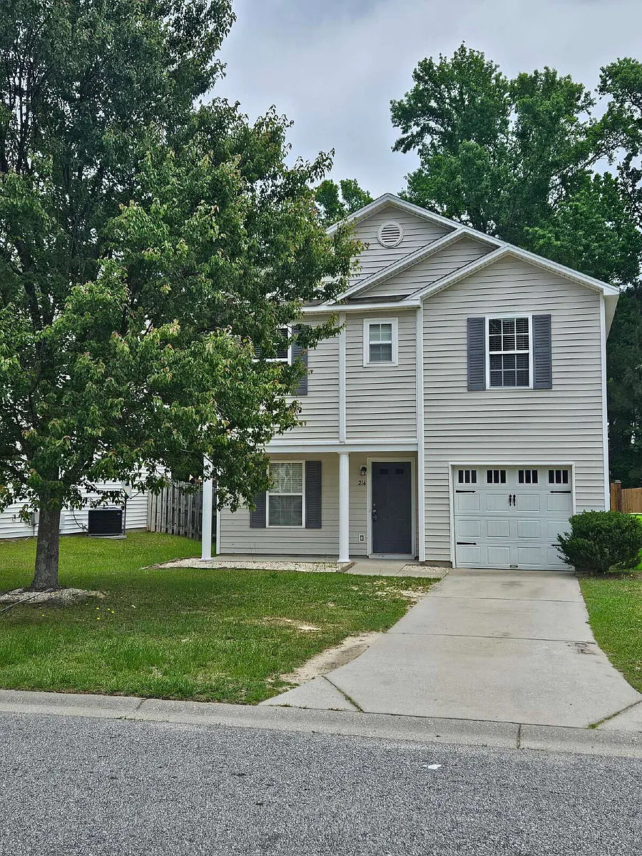 Building Photo - 216 Sunday Silence Ln