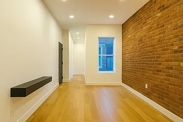 1853 Cornelia Street #2B image 1 of 11