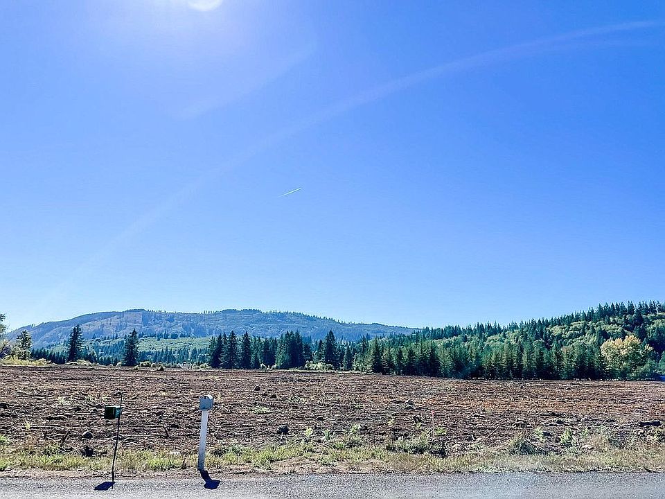 Front yard view