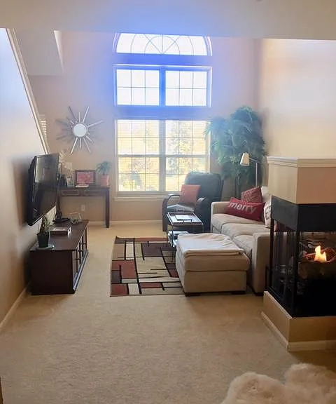 3130 Camden Dr — Photo 1