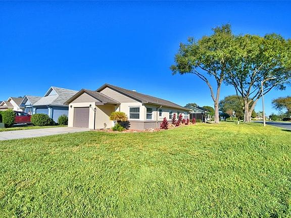 3rd image of 6211 Sandpipers Dr