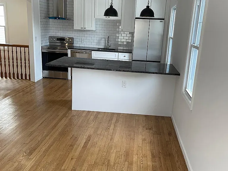 2 bed, 1600 sqft, $2,500 — Photo 3
