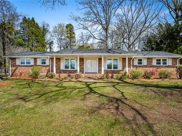 223 Rhodehaven Dr, Anderson, SC 29625