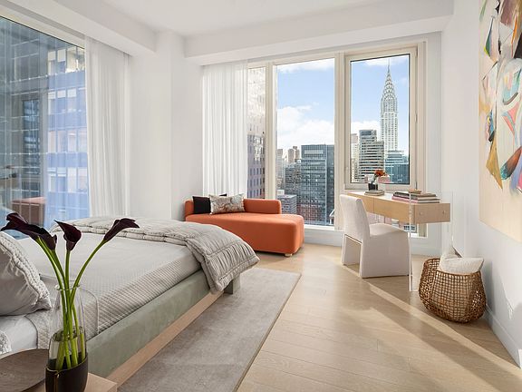 5th image of 138 E 50th St APT 38B