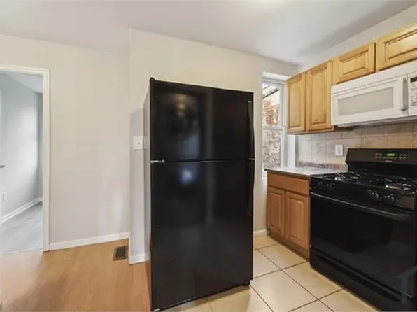 3732 N 16th St Floor 2, Philadelphia, PA 19140