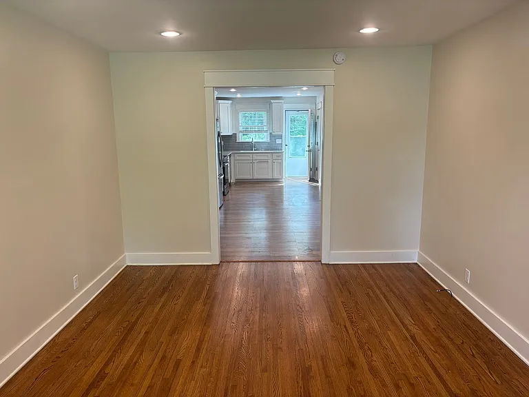 51 Brookwood Ter — Photo 5