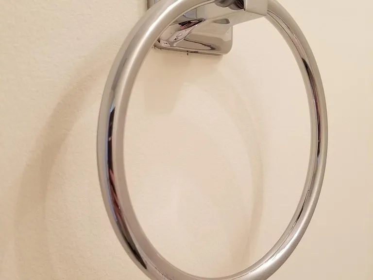 Towel bar in all baths
