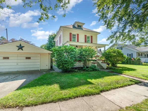 204 N Mountain St, Bay City, MI 48706