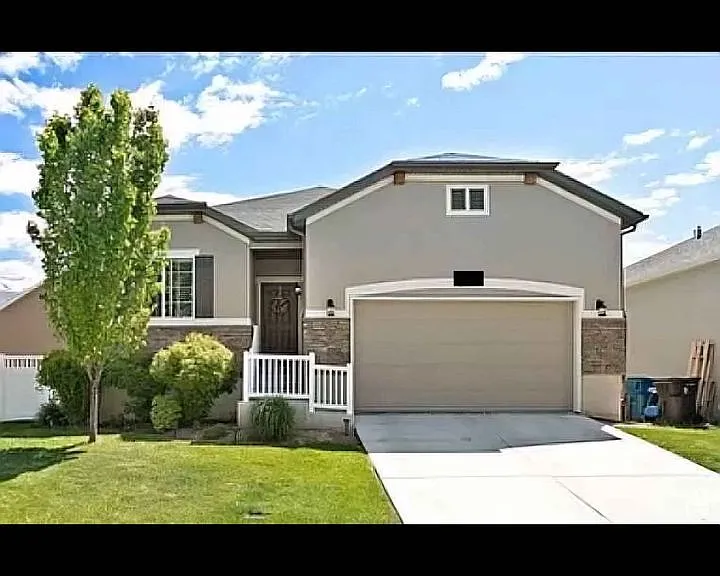 571 S 360 East Cir #E — Photo 1