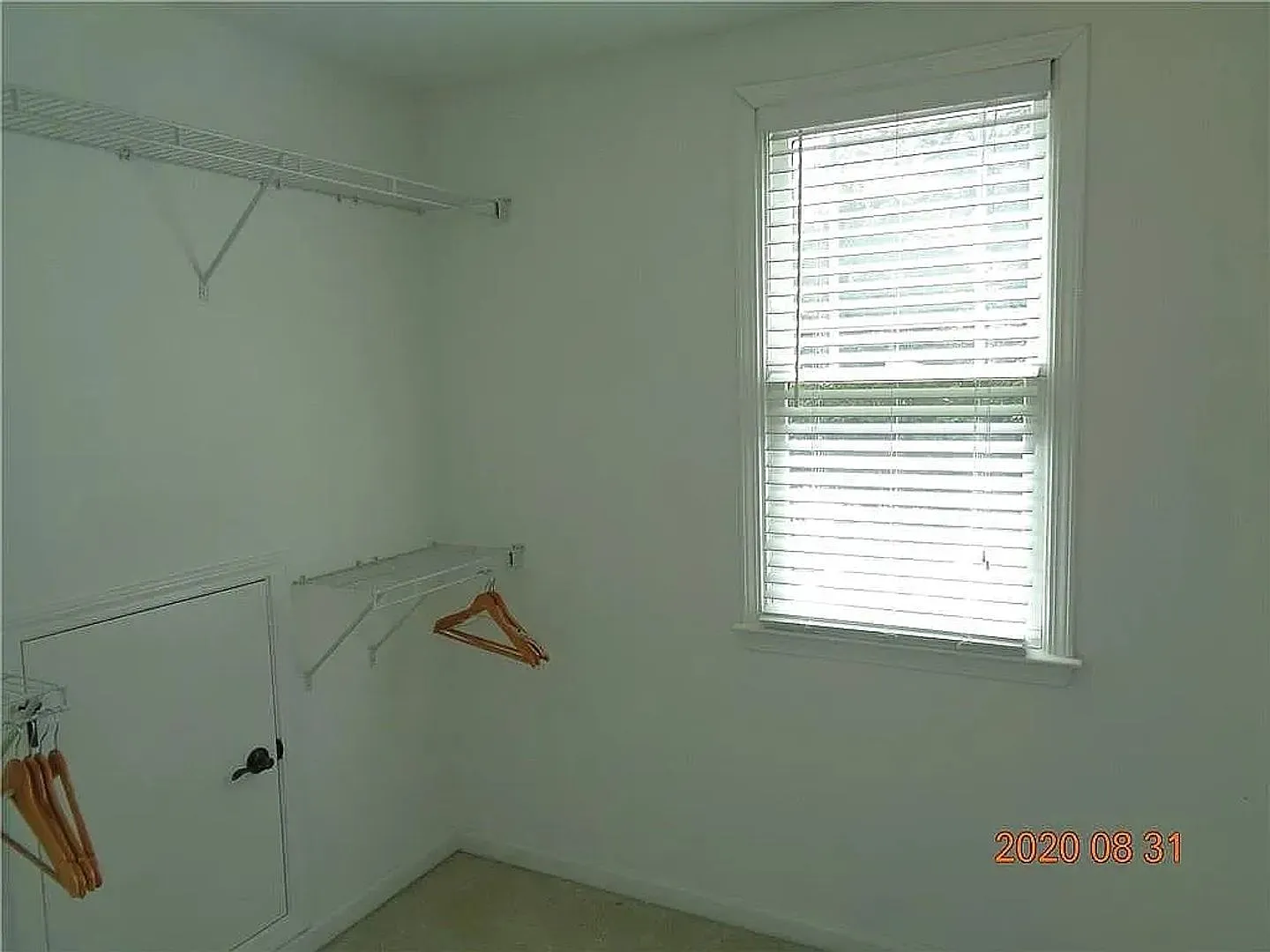 Room in 5 Bedroom Home in Buford — Photo 4