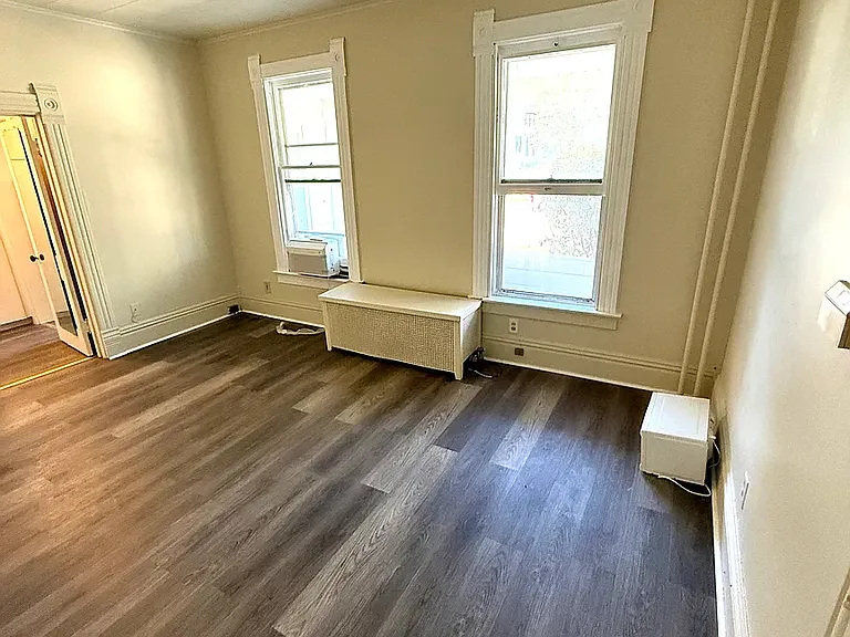 514 N Dubuque St #1 — Photo 6