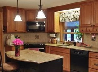 4 Oscars Rd, Spencer, MA 01562