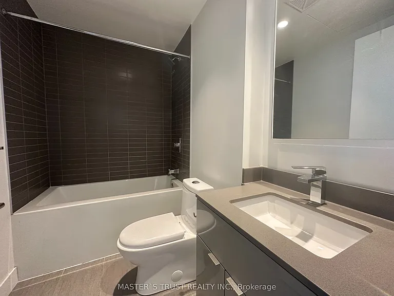 7 Grenville St #5806 — Photo 19