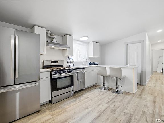 3rd image of 281 Skylark Circle
