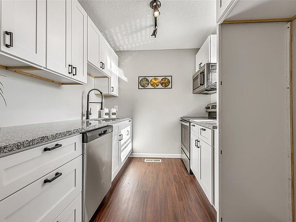 5th image of 10326 Corbeil Dr