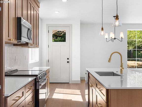 4th image of 7686 N Montana Ave #6