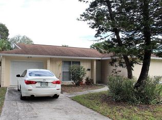 6803 Crest Hill Ct, Tampa, FL 33615
