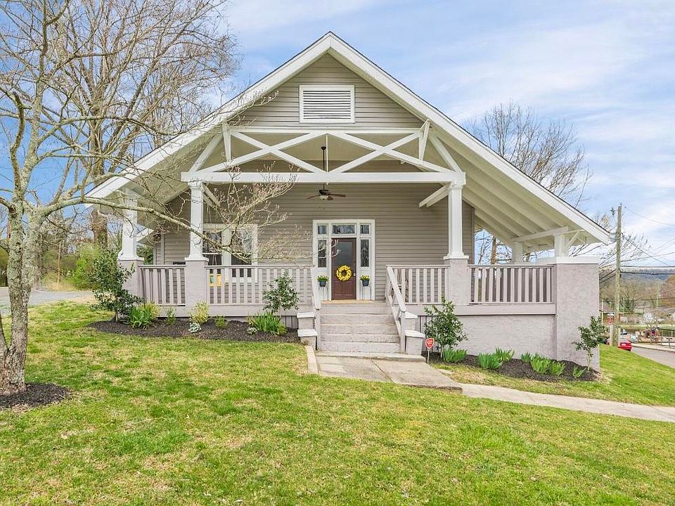 1st image of 202 Campus Ln