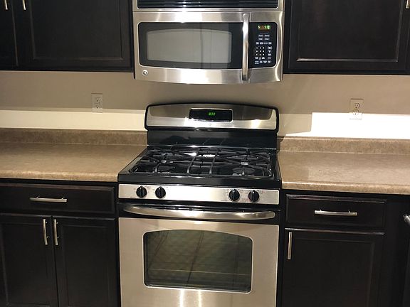Gas Stove & Microwave