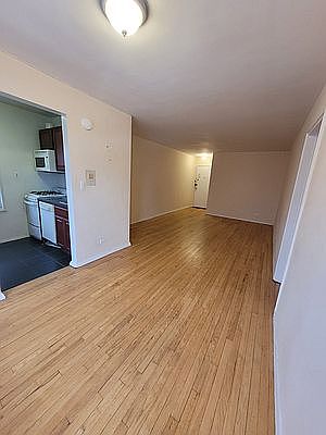 4th image of 3200 Netherland Ave APT 5J