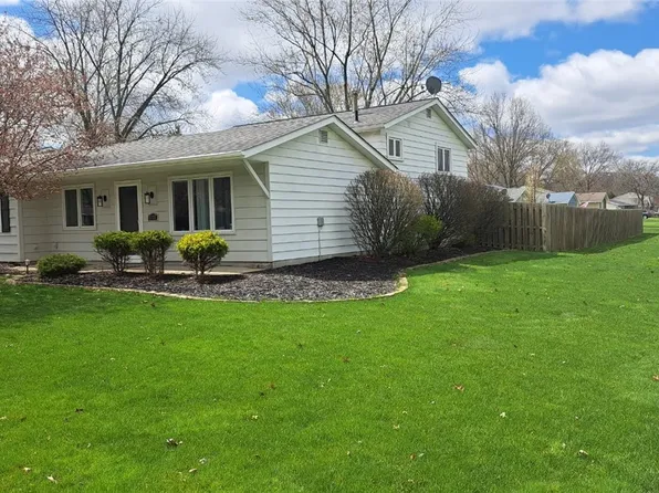 9322 Pheasant Run Pl, Strongsville, OH 44149