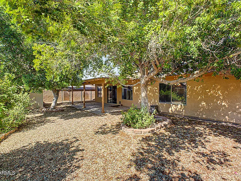 16148 N 157th Dr — Photo 36