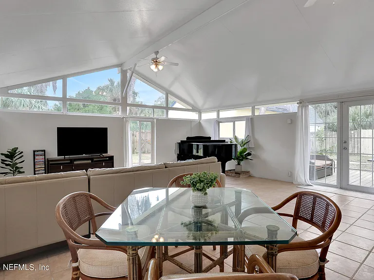 29 Nelmar Ave — Photo 16
