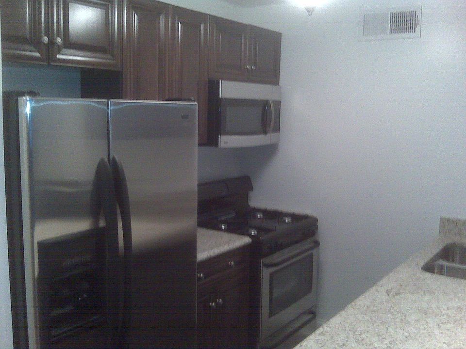 1st image of 185 Riverdale Ave #4B