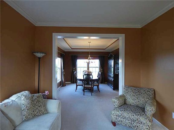 2nd image of 4411 Grandview Dr