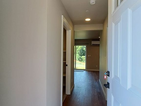 3rd image of 3113 E Camellia Way