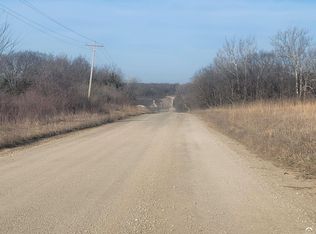 12763 54th St, Oskaloosa, KS 66066