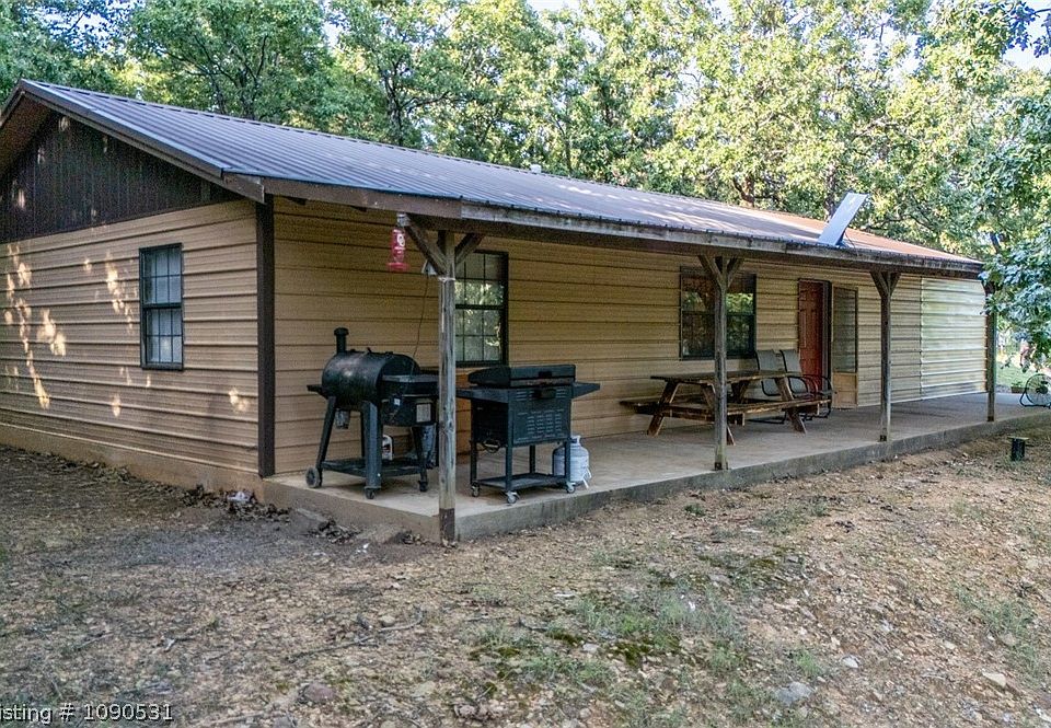 1st image of 43795 Lockhart Ln