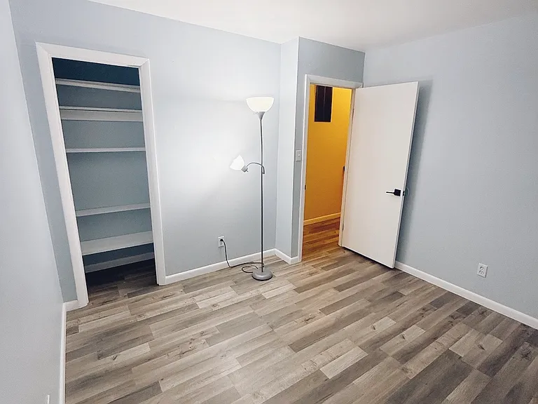 1688 Clyde Pl — Photo 14