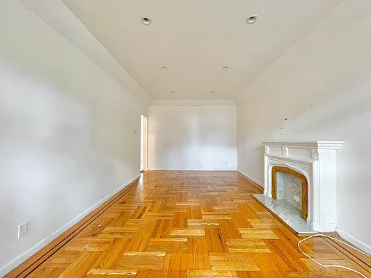 Rented by Doorway NYC, LLC | media 23