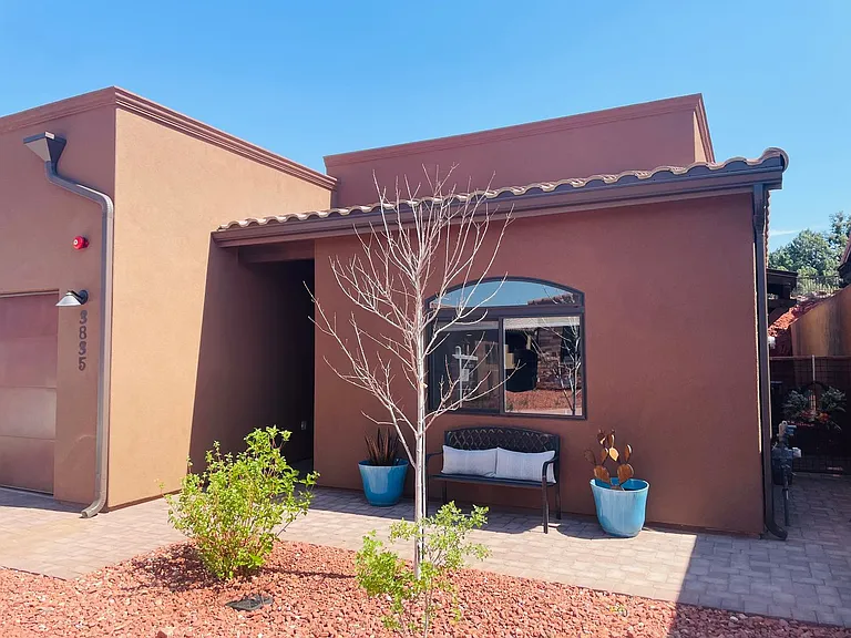 3835 Portofino Way — Photo 1
